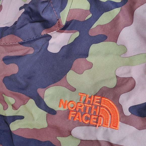 The North Face youth camo rain jacket in camo with orange embroidery size Medium - Picture 2 of 4